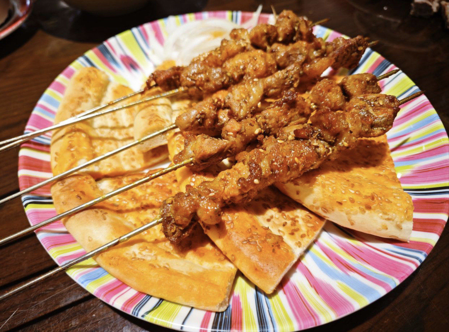 新疆馕配羊肉串,到底谁研究的!