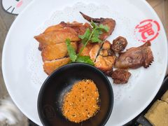 -肥肥虾庄·金牌油焖大虾(首义路店)