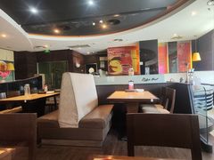 -必胜客(机场路店)