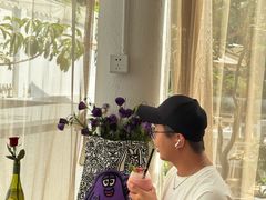 -Mark&Mars Restaurant