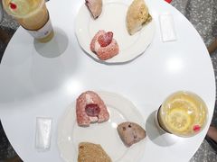 -奈雪的茶(湖滨银泰in77C区PRO店)