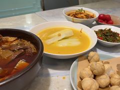 -孔雀云贵川·融合菜(长宁来福士店)