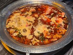 -老船舫·现做活鲜鱼馆(东郊记忆店)