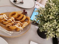 -灵意咖啡·西班牙美食(汕头金平万达广场店)