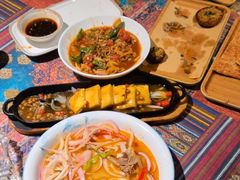 -乡村馕坑肉·烧烤·新疆菜·本地人更爱吃(阿勒泰首店)