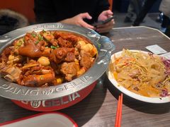 -胖哥俩肉蟹煲(石家庄长安万达店)