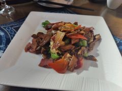 云腿炒牛肝菌-喜林苑·稻田餐厅(品相府店)