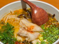 新版小锅米线-SHAN山(前滩太古里店)