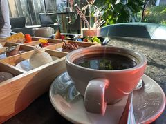 -星河吉酒店-BOND大堂吧·咖啡·简餐
