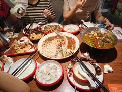 -老闵田螺馆·南昌市井菜·特色小吃(总店)