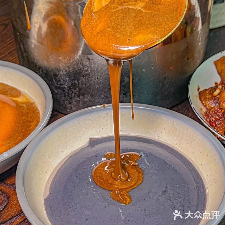 乐山必打卡·正宗的手工凉糕绵绵冰,赶走闷热