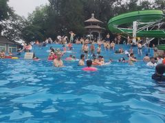 -青年湖公园水上世界