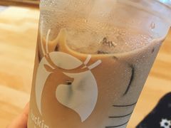 -瑞幸咖啡(巴黎春天陕西路店)