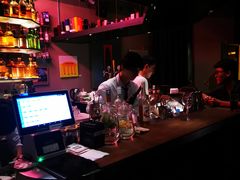 -TASTE ROOM Bar