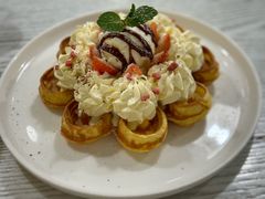 草莓冰淇淋华夫-娜娜家•Nana's restaurant (南开大悦城店)