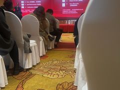 -华雅花园大酒店