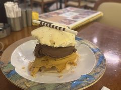 -MADO冰淇淋咖啡馆(淘金店)