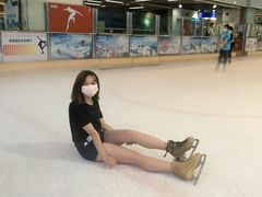 -正佳冰河湾真冰滑冰场