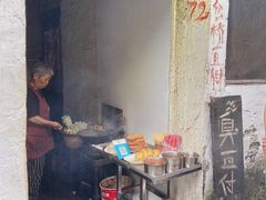 -仓桥直街臭豆腐