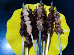 -烤肉小伙烤肉店