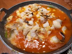 思茅酸汤鱼片-老滇山寨•云南特色菜•地方菜•民族风情歌舞表演(金碧店)