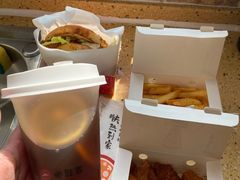 -必胜客(安盛金马店)