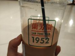 -兰芳园丝袜奶茶