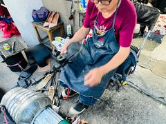 -裁缝店修改衣裤