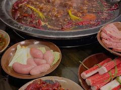 -黄潇洒老火锅(九眼桥宏济巷店)