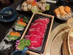 -湊湊火锅·茶憩(打浦桥日月光店)