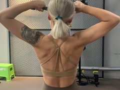 -享受健身·美体塑形馆