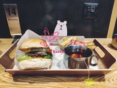 -龙治汉堡(中华城店)