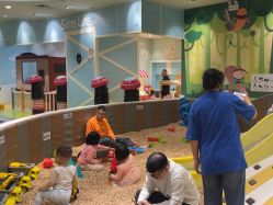 -MELAND CLUB亲子乐园•派对(虹桥万象城店)