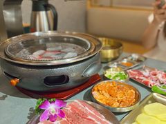 -围炉肉舍丹东海鲜烤肉·烤活鳗(步行街店)