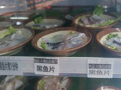 -尚品海鲜肥牛自助火锅(湖明店)