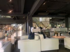 -穹六人间 people 6(岳阳路店)