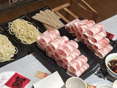 -二喜龙虾·海鲜·烧烤·海肠捞饭(东营路店)