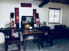 -百里峡七彩艺术小镇