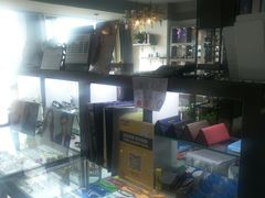 -视野联行眼镜蔡司·依视路官方授权店(顺城店)