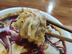 红油抄手-胡成记口蘑龙眼包子(盐道街店)