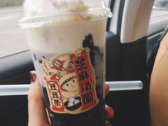 -喜茶(青岛金狮广场店)