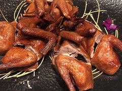 脆皮炸乳鸽-御花园·粤菜·海鲜火锅(中山公园店)