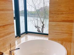 -上海怡沁园度假酒店