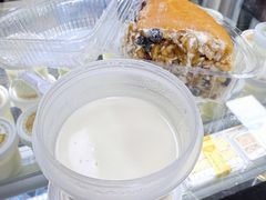 -正飞鲜奶(吐鲁番路店)
