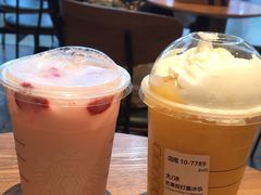 -星巴克臻选(周浦万达店)