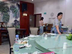 包厢-老邻居创业餐厅(中国黄石·磁湖汇众创空间店)