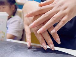 -Nail Me美甲美睫