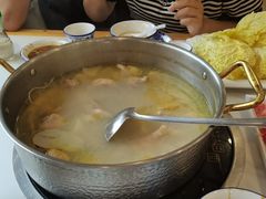 -朴小妹人参鸡汤火锅(长白山万达店)