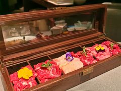 -左庭右院鲜牛肉火锅黑金店(陆家嘴中心店)