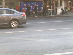 -来伊份(香积寺路店)